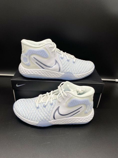 Basketball Shoes Aesthetic, Basketball Shoes Women's, Vball Shoes, Nike Azul, Zapatillas Nike Basketball, Cheap Volleyball Shoes, Nike Volleyball Shoes, Bb Shoes, Volleyball Sneakers