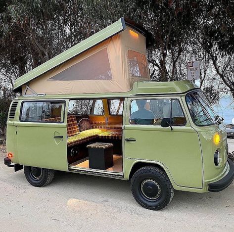 Vw Hippie Van, Camper Inspiration, Mercedes Bus, Vw Bus Interior, T3 Vw, Travel Camper, Bus Interior, Kombi Home, Sprinter Van Conversion