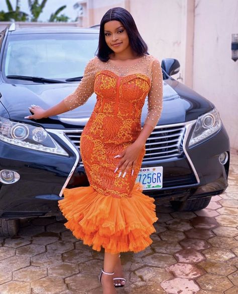 Burnt Orange Dress Outfit, Brides Hairstyles, Stylish Gowns, African Kids Clothes, Making Lace, Aso Ebi Lace Styles, Nigerian Outfits, African Bridesmaid Dresses, Stylish Naija