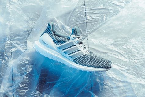 Adidas Ultra Boost 4.0, Adidas Ultraboost 4.0, Sneaker Bar, Shoes Photography, Adidas Boost, Adidas Ultraboost, Hype Shoes, Cloud White, Adidas Gazelle Sneaker