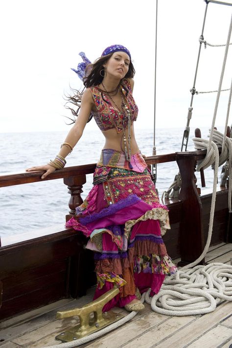 Gitana <3 Boho Mode, Mode Hippie, Estilo Hippie, Mode Boho, Belly Dance Costumes, Magnolia Pearl, Belly Dancers, Hippie Chic, Hippie Style