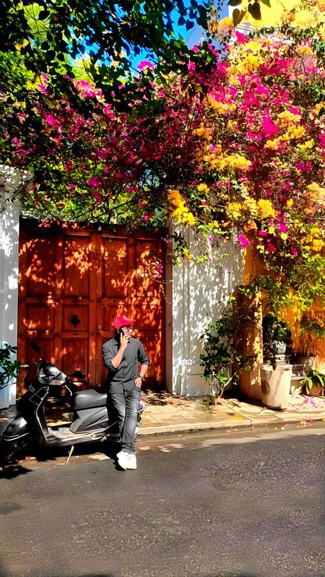 Pondicherry Photography Poses Men, Photo Ideas In Pondicherry, Poses In Pondicherry, Pondicherry French Colony Poses, Pondicherry Picture Ideas, French Colony Pondicherry Photography Poses, Pondicherry Story Ideas, Pondicherry Instagram Story, Pondicherry Poses