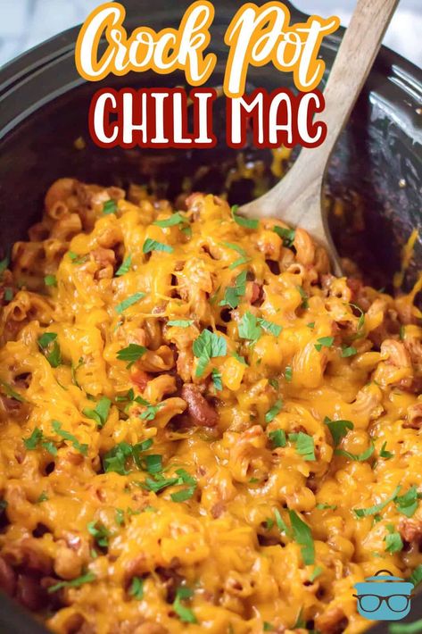 Want comforting, easy and delicious? This Slow Cooker Chili Mac is super flavorful and is the perfect dinner recipe for any night of the week! Cheddar Chili Mac Crockpot, Slow Cooker Chili Mac And Cheese, Crockpot Chili Mac, Chili Mac Crockpot, Crockpot Macaroni, Slow Cooker Chili Mac, Chili Macaroni, Easy Goulash, Beef Crockpot