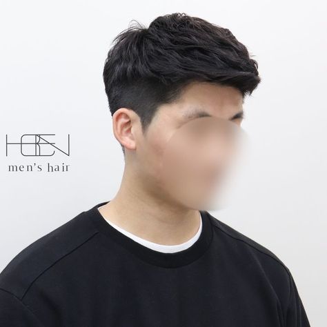 Korean Short Haircut, Asian Men Short Hairstyle, Mens Haircuts Thick Hair, Hair Tips For Men, Very Short Hair Men, Asian Man Haircut, Mens Haircuts Short Hair, Asian Haircut, Korean Short Hair