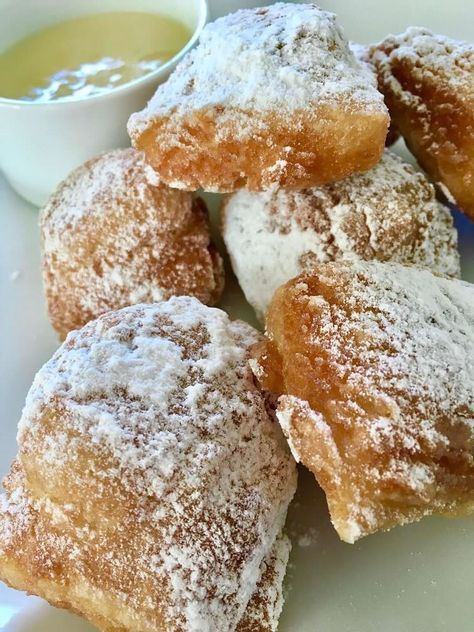 Big Easy Beignets & Bourbon Crème Anglaise Plant Paradox Recipes, Easy Beignets, Plant Paradox Food List, French Donuts, Bread Pillow, Lectin Free Foods, French Custard, Plant Paradox Diet, Lectin Free Diet