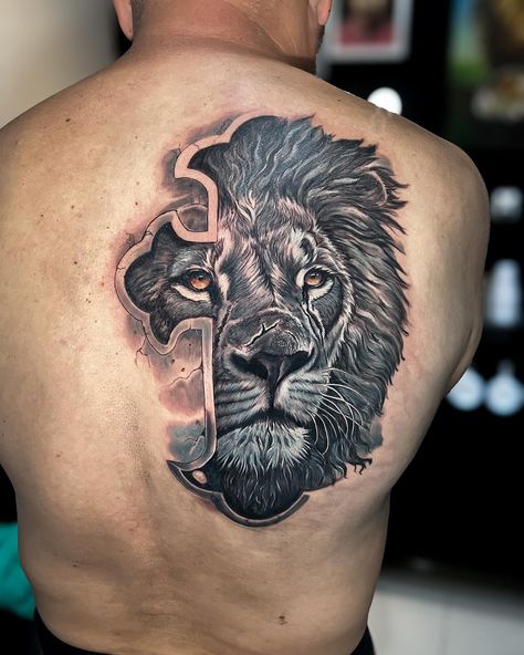 Cobertura - passa pro lado pra ver como era! 📩 Agenda e orçamentos somente via WhatsApp (44) 99960-1541 (14hrs a 20hrs) 📍Rua Anhanguera 19, Maringá-PR _________________________ #andrericardoart #tattoo #tatuagem #bng #blackandgrey #art #tatuaje #inked #Instagram #pretoecinza #instagood #maringa #parana #maringatattoo #dog #leao #lion #liontattoo #tatuagemfeminina #realismo #realismotattoo May 22, Lion, On Instagram, Instagram, Art, Maringa