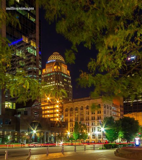 Feature photo in Downtown Louisville by @Sullivanimages Downtown Louisville Kentucky, Louisville Kentucky Aesthetic, Louisville Aesthetic, Louisville Skyline, Vhs Aesthetic, Aesthetic Places, University Of Louisville, Dream School, Top Colleges