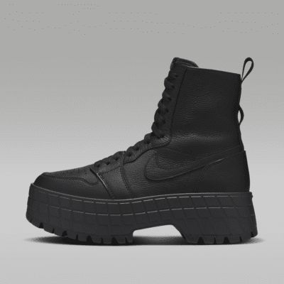 Nike Boots Women's, Jordan Boots, Wmns Air Jordan 1, Nike Boots, Don't Sleep, Nike Air Jordan 1, Nike Shoes Women, Chunky Platform, Air Jordan 1