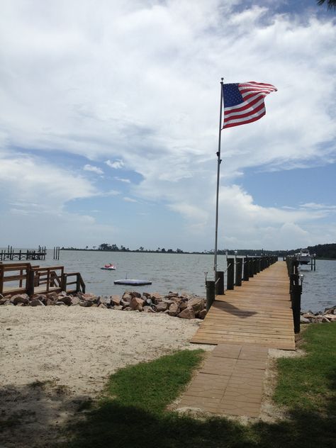 Love it!  Horne Harbor, Mathews, VA Looking at the Chesapeake bay. Chesapeake Bay, Happy Place, Happy Places, My Home, Love It, Virginia