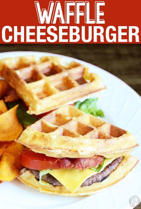 The cheese waffle adds so much depth of flavor to an otherwise ordinary meal. Make this Waffle Cheeseburger for your next cookout or tailgate party! Burger Waffle, Waffle Burger, Homegating Party, Unique Burger Recipes, Waffle Ideas, Tailgate Party Food, Unique Burgers, Easy Burger Recipe, Easy Burgers