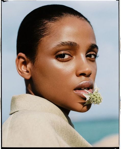 Aya Jones, Chris Colls, Fashion Fotografie, Beach Editorial, Surreal Landscape, Test Shoot, Stylist Fashion, Vogue Spain, V Magazine