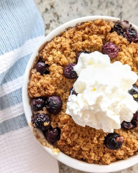 Blueberry Breakfast Bake, Quinoa For Breakfast, Gluten Free Gingerbread Cake, Gluten Free Buttermilk Pancakes, Blueberry Quinoa, Easy Breakfast Bake, Quinoa Flakes, Honey Cornbread, Baked Breakfast Recipes