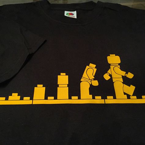 Lovely black tshirt with yellow vinyl Lego mini figures design. Customer order! More info please check out my Etsy shop: southernrebelclothin.etsy.com Lego Tshirt Ideas, Lego Shirt Ideas, Lego Tshirt, Shirt Ideas Vinyl, Lego Shirts, Lego T Shirt, Lego Mini, Lego Design, Cricut Projects Vinyl