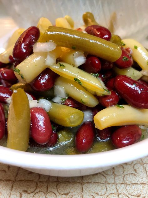 Old-Fashioned Three Bean Salad Mixed Bean Salad Recipes, Bean Salad Recipes Healthy, Bean Salad Recipes Easy, 3 Bean Salad, Green Bean Salad Recipes, Three Bean Salad, Deli Counter, Fresh Salad Recipes, Green Bean Salads