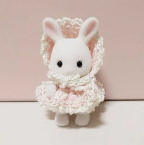 Calico Critter, Calico Critters, Sylvanian Families, Pink And White, Crochet, Wall, Pink, White