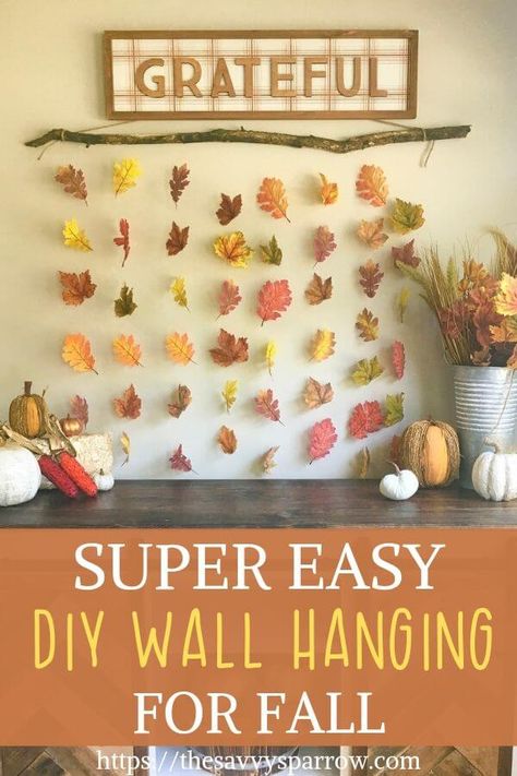 Thanksgiving Leaf Decorations, Thanksgiving Wall Art Diy, Thanksgiving Wall Decorations, Fall Wall Decor Ideas, Fall Office Decorations, Thanksgiving Homeschool, Diy Thanksgiving Decor, Easy Diy Wall Hanging, Easy Diy Fall Decor