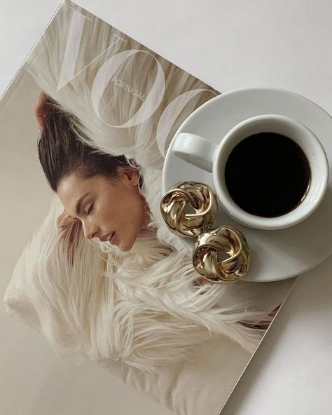 Classy Aesthetic Vintage, Coffee Vibe, Editing Pack, Beige Instagram, 15 Aesthetic, Photography Ideas At Home, Flatlay Photography, Jewellery Photography Inspiration, Jewelry Product Shots