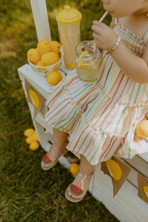 Kids lemonade stand ideas. Lemonade Stand Decor Kids Summer Photoshoot, Diy Lemonade Stand Photo Prop, Lemonade Stand Aesthetic, Lemonade Photo Shoot, Lemonade Photography, Lemonade Stand Photoshoot, Summer Mini Session Ideas, Lemonade Stand Mini Session, Kid Lemonade Stand