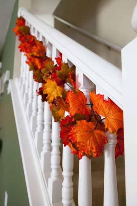 Simple way to decorate a staircase for Fall. Two fall garlands. Alternating & interweaving between spindles, attached with clear 3M command hooks on either end. Fall Staircase Decor, Fall Staircase, Harvest Ideas, November Autumn, Fall Garlands, Autumn Garland, Thanksgiving 2022, Thanksgiving 2023, Modern Fall Decor