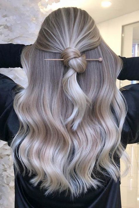 Best Platinum Blonde Hair Colors In 2022 ★ Platinum Blonde Hair Color Ideas, Knot Hairstyles, Platinum Hair Color, Blonde Hair Colors, Platinum Blonde Hair Color, Icy Blonde Hair, Ash Hair Color, Color Highlights, Blonde Hair Color Ideas