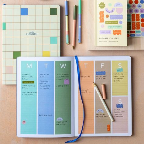 Inkerie Undated Weekly Planner commonplanner #mealplanner #viraldigitalplanner. Teacher Planner Pages, Micro Planner, Index Journal, Planner Pages Ideas, Planner Making, Weekly Planner Notebook, Weekly Log, Double Page Spread, Lay Out