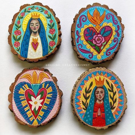 Little heart and Mary ornaments. More are in the works for this Sunday's art market. I'll also be making a batch for December's online… | Instagram Regina Creative Kismet, Mexican Art Work, Wood Painting Ideas, Mexican Catholic Art, Mexican Folk Art Decor, Mexican Art Painting, Mexican Folk Art Painting, Saint Art, Sacred Heart Art