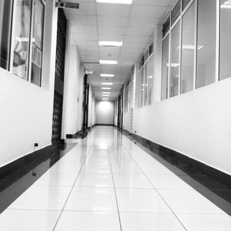 Sterile Hallways Sterile Aesthetic, Book Aestethic, Black And White Hallway, Aesthetic Reference, White Hallway, Set Aesthetic, Office Aesthetic, White Hall, Liminal Spaces