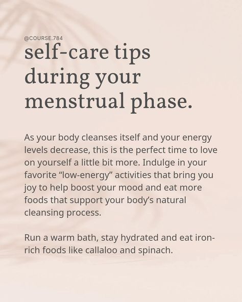 Sis, ever wondered how to make your period days more bearable? Swipe for game-changing tips! Your menstrual phase is a time for rest and renewal, but unfortunately for some women, that's hardly ever the case. I know firsthand what it's like to wake up and go to sleep in pain for days, crying out for relief. Here are some tips to help you feel your best during your menstrual phase🩸✨ First things first, hydration is key! Drink plenty of water to help ease bloating and keep your energy up 💧.... Teas For Period, Foods For Period, Cycle Syncing Diet, Food For Period, Cultural Recipes, Menstrual Phase, Mood Boosting Foods, Period Days, Healthy Period