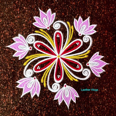 Daily kolam 🌟 #laxthervlogs #todayskolam #picoftheday Small Rangoli Design For Daily Flowers, Simple Rangoli Kolam Designs With Colour, Long Rangoli Designs, Corner Kolam, 2025 Rangoli, Color Kolam Rangoli Designs, Aishwarya Kolam, Diwali Kolam Design, New Small Rangoli Designs