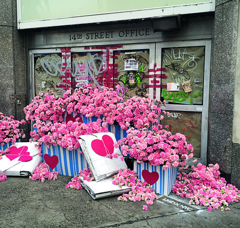 Lewis Miller, New York: Abandoned Post Office Flower Flash™, Greenwich Village, NYC. Classy Dining Room, Office Flowers, Florist Design, Flower Installation, Pink Carnations, San Valentino, Flower Shop, A Flower, Florist