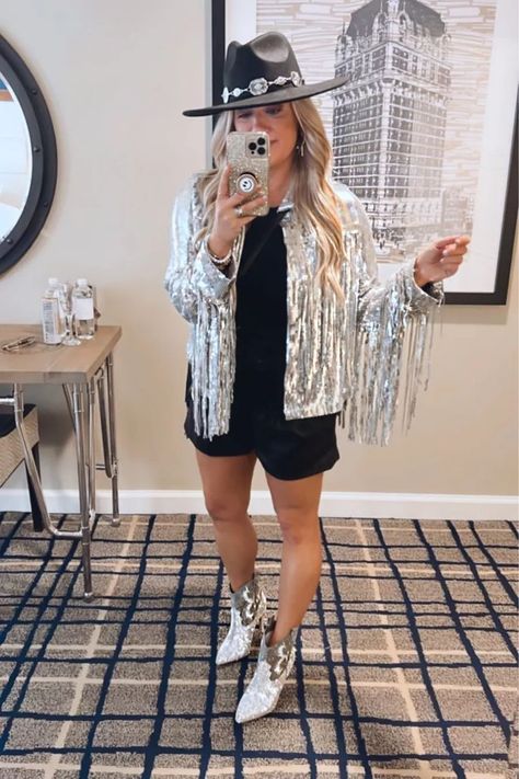 Rhinestone Rodeo Outfit, Nashville Nye Outfit, Bling Boots Outfit, Western Nye Outfit, Boots And Bling Outfit, Glitter Boots Outfit Night, Boots And Bling Party Outfit, Winter Glam Outfit, Rhinestone Cowgirl Outfits