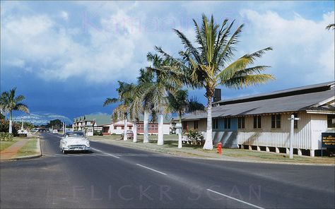 Hickam AFB Street View 1950s    Mauka view of Hickam Air Force Base on south shore of Oahu between Pearl Harbor and Honolulu Airport. Looks like a 1953 Oldsmobile in the scene. Vintage slide. Honolulu Airport, Hawaii History, Life In Hawaii, Hawaiian History, Old Hawaii, Hawaiian Vintage, Kings Hawaiian, Beautiful Hawaii, Visit Hawaii