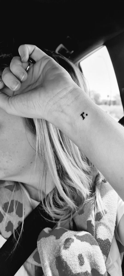 Lowercase R Tattoo, Small R Tattoo Letter, R Tattoo Letter, Letter R Tattoo, R Tattoo, Letter R, Tattoo Lettering, Mini Tattoos, Tiny Tattoos