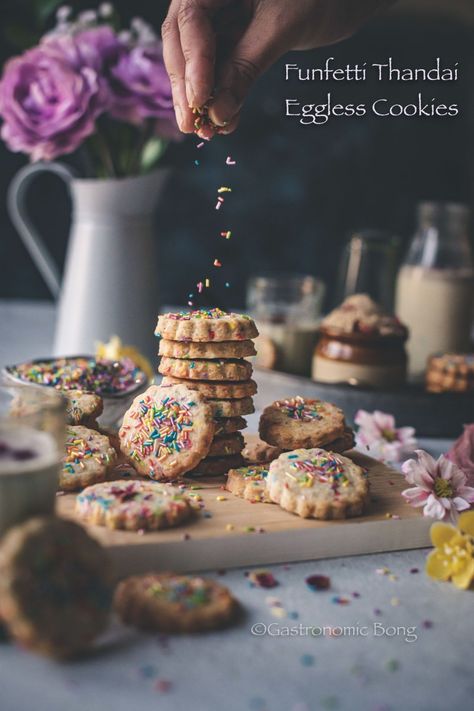 Funfetti Thandai Biscuits Eggless Recipe - Gastronomic BONG Biscuits Photography, Eggless Biscuits, Cookies Photography, Oat Chocolate Chip Cookies, Indian Cookies, Powdered Sugar Icing, Eggless Cookies, Apple Bread Recipe, Baking Photography