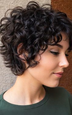 Shaggy Pixie Bob, Long Layered Bob Hairstyles, Easy Hairstyles For Short Hair, 100 Hairstyles, Short Curly Cuts, Shaggy Pixie, Pixie Bob Hairstyles, Curly Pixie Hairstyles, Bob Hairstyles For Thick