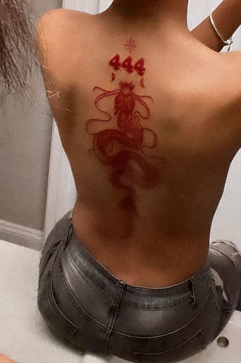 Red Back Tattoo Women Spine, Backtattoos Back Pieces Black Women, Red Ink Tattoos On Back, Baddie Spine Tattoo Red, Res Tattoo On Black Women, Spine Spiritual Tattoo, Black Wemon Tattoos, Red Ink Spine Tattoo Black Women, Red Back Tattoos For Women