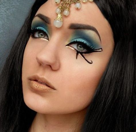 Egyptian Cleopatra Make-up, Ancient Egyptian Makeup, Egyptian Make Up, Egypt Makeup, Egyptian Eye Makeup, Cleopatra Makeup, Egyptian Hairstyles, Egyptian Makeup, Fantasy Make-up