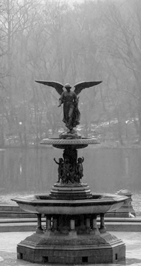 Don't Blink Bethesda Fountain, ngel of the Waters Central Park NYC Gothic Fountain, Two Headed Snake, Old Fountain, Goth Architecture, Bethesda Terrace, Bethesda Fountain, Carpe Noctem, Gothic Garden, Central Park Nyc