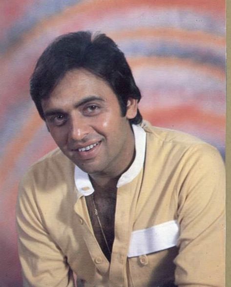 Vinod Mehra, Manchester City Wallpaper, Pictures Of Shiva, Bollywood Pictures, Retro Bollywood, Hd Nature Wallpapers, Indian Star, Vintage Bollywood, Child Actors