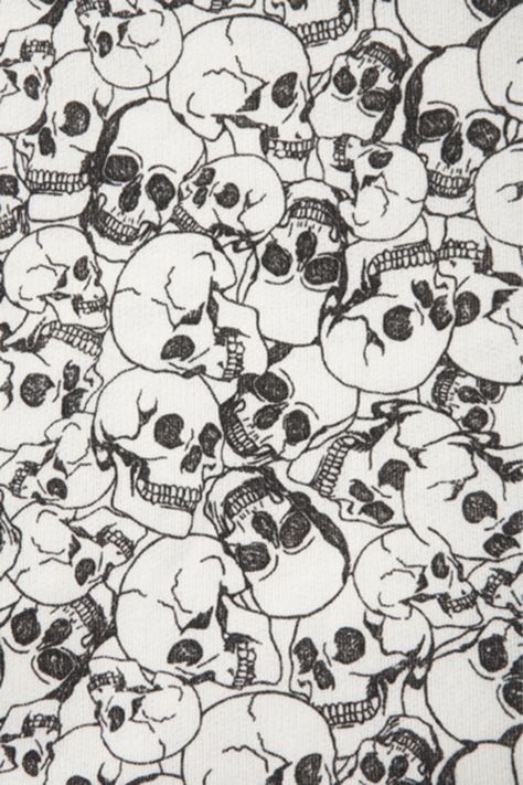 skull print Doodle Borders, Skulls And Bones, Whatsapp Wallpaper, Theme Halloween, Skull And Bones, Skull Art, Black & White, Textile Patterns, Phone Backgrounds