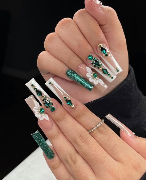 Sweet 16 Nails, Quince Nails, Quinceanera Nails, Emerald Nails, Green Acrylic Nails, Summer Nail Art, French Tip Acrylic Nails, Long Acrylic Nails Coffin, Acrylic Nails Coffin Pink