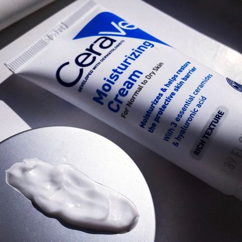 ✨CeraVe Moisturising Cream For Dry To Very Dry Skin (177ml) 👩‍⚕️Available on Offer Price of 26% Discount 😘 Use this Bohemian code: OSG0724C1P51 and claim your 26% discount😍 https://ohsogo.com/products/cerave-moisturising-cream-for-dry-to-very-dry-skin-177ml-3 #cerave #moisturizingcream #hydration #dryskin #skincare #SkincareRoutine #healthyskin #moisturelock #Skincare #dermatologistrecommended #skincareaddict #skincarejunkie #skincareproducts #skincaretips #kbeauty #kbeautyroutine #KBeautyS... Dryskin Skincare, Boho Bunny, K Beauty Routine, Cerave Skincare, Dermatologist Recommended, Dehydrated Skin, K Beauty, Rich Textures, Korean Skincare