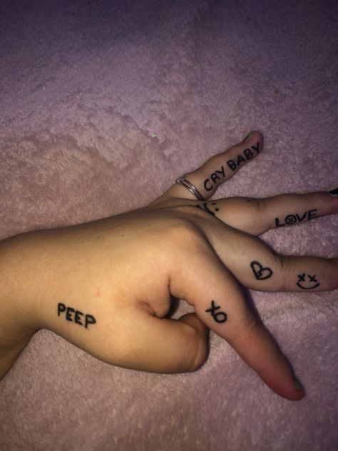 Stick And Poke Tattoo Quotes, Stick N Poke Finger Tattoos, Stick In Poke Tattoo Ideas, Stick Amd Poke Tattoo Ideas, Finger Stick N Poke, Stick And Poke Tattoo Ideas Y2k, Stick And Poke Tattoo Finger, Easy Stick And Poke Tattoo Ideas Simple, Tattoo Ideas Stick And Poke