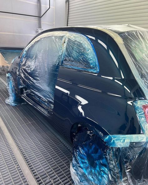 🔥Alex | Refinisher | 🇮🇹 on Instagram: “500 Blue pearl collision repair Follow: @alex_paint_refinisher ————————————————— 🙏🏻Please Like e Comment❤️ ————————————————— #fiat500…” Collision Repair, Blue Pearl, Fiat 500, Body Works, Sports Car, Repair, Paint, On Instagram, Blue