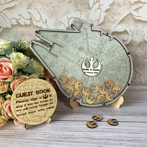 Star Wars Wedding Guest Book, Star Wars Wedding Favors, Star Wars Guest Book, Star Wars Wedding Ideas, Bayou Wedding, Guest Book Frame Wedding, Decoracion Star Wars, Alternative Wedding Guest Book, Star Wars Baby Shower