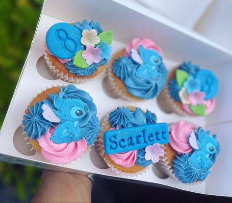 Stitch And Angel Cupcakes, Lilo And Stitch Cupcakes Ideas, Stitch Cupcake Cake, Stitch Cupcakes Ideas, Lilo And Stitch Cupcakes, Stitch Cupcakes, Stitch Bday, Stitch Food, Dragon Birthday Cakes