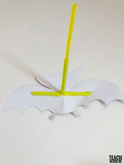 Halloween STEM: Flapping Bat Wings – Teach Beside Me Bat Week Preschool, Flapping Bat Craft, Bat Facts For Kids, Bats Crafts Preschool, Bats Science, Halloween Learning Activities, Bats Activities, Bat Printable, Halloween Bats Crafts