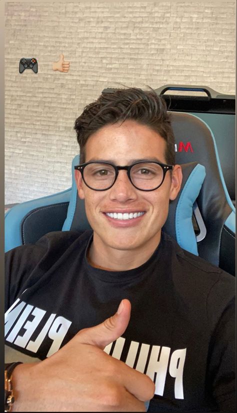 James Rodriguez Wallpapers, James Rodriguez Colombia, James Rodrigues, James Richards, Football Jokes, James 3, James Rodriguez, Soccer Guys, Young And Beautiful