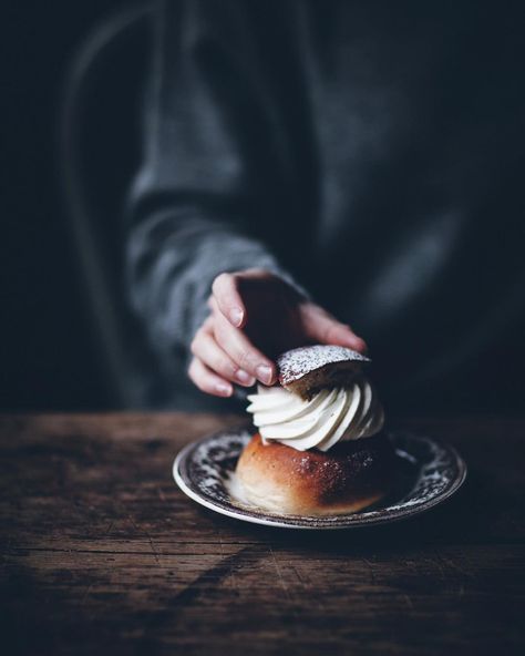 Linda Lomelino on Instagram: “You’ll probably see these all over instagram today because today is Shrove Tuesday aka ”semmeldagen” (basically the Day of the semla). We…” Cupcakes Photography, Linda Lomelino, Cupcake Photography, Call Me Cupcake, Moody Food Photography, Breakfast Photography, Dark Food Photography, Chocolate Strawberry Cake, Food Photography Inspiration