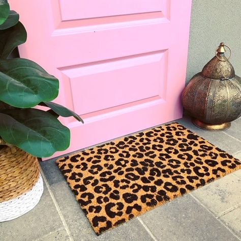 Hey There Wild Thing. Add some sizzle to your doorstep with this stunning leopard print doormat.  Created & Designed & Hand Painted on the sunny shores of Perth, Western Australia. MATERIALS: Indian Coir Hair with slip proof PVC backing. Hand painted with long-lasting, heavy duty weather resistant dyes and paints for a long life. Though suitable for both indoor and outdoor use, we recommend keeping your mats in a place that is protected from the elements such as heavy rain or direct sunlight to Double Door Mat, Leopard Print Decor, Animal Print Decor, Doormat Funny, Funny Doormats, Custom Doormat, Leopard Animal, Door Mats, Welcome Mat